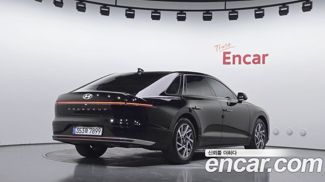 Hyundai Grandeur (GN7) 2,5 Gasoline 2WD Exclusive 2023 — фото 2