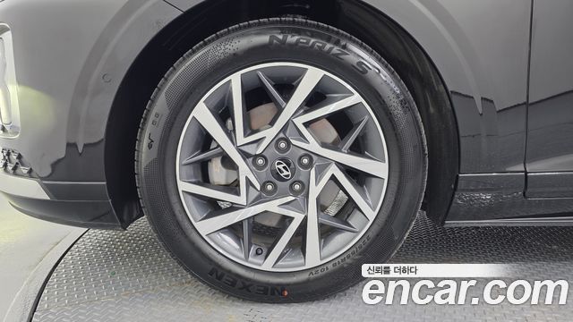 Hyundai Grandeur (GN7) 2,5 Gasoline 2WD Exclusive 2023 — фото 5