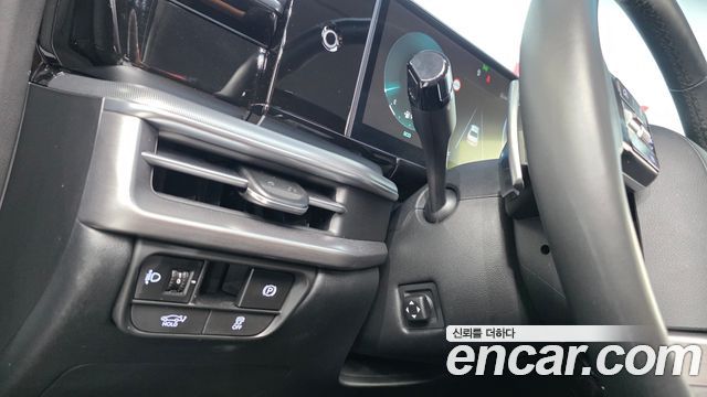 Hyundai Grandeur (GN7) 2,5 Gasoline 2WD Exclusive 2023 — фото 18