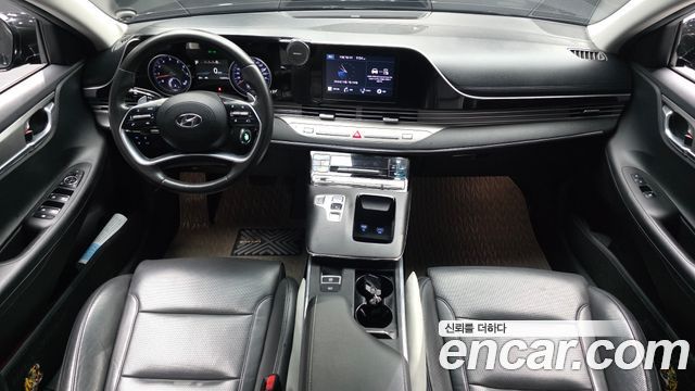 Hyundai Grandeur (IG) 3.0 LPi (Taxi) example 2022 — фото 7