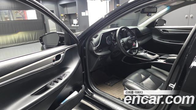 Hyundai Grandeur (IG) 3.0 LPi (Taxi) example 2022 — фото 10