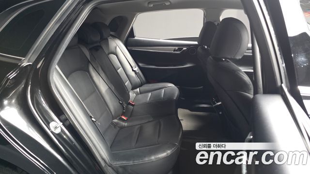 Hyundai Grandeur (IG) 3.0 LPi (Taxi) example 2022 — фото 12