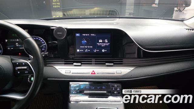 Hyundai Grandeur (IG) 3.0 LPi (Taxi) example 2022 — фото 14