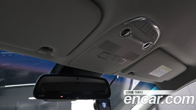 Hyundai Grandeur (IG) 3.0 LPi (Taxi) example 2022 — фото 17