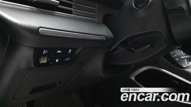 Hyundai Grandeur (IG) 3.0 LPi (Taxi) example 2022 — фото 20