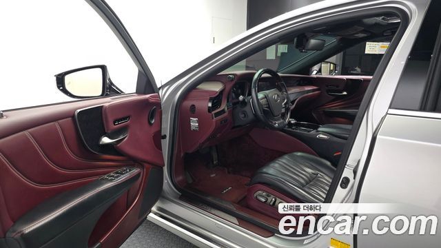 Lexus LS500h (V) 3.5 Platinum AWD 2018 — фото 10