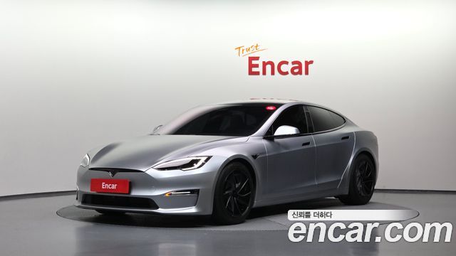 Tesla Model S AWD