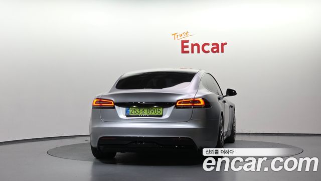 Tesla Model S AWD 2026 — фото 4