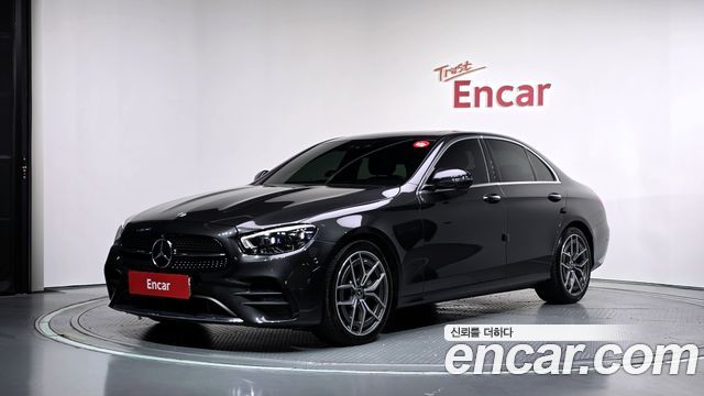 Mercedes-Benz E-Class (W213) E220d 4MATIC AMG Line 2022 — фото 1