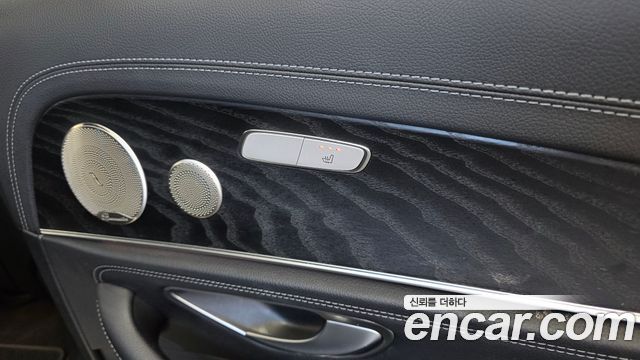 Mercedes-Benz E-Class (W213) E220d 4MATIC AMG Line 2022 — фото 18