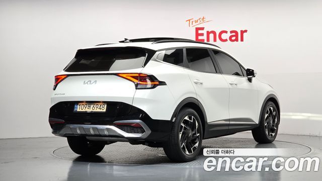 Kia Sportage (V) Gasoline 1.6 Turbo 2WD Signature 2022 — фото 2
