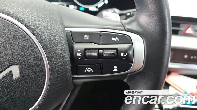 Kia Sportage (V) Gasoline 1.6 Turbo 2WD Signature 2022 — фото 15