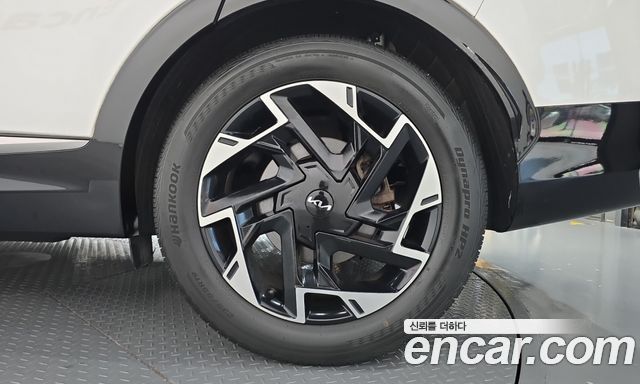 Kia Sportage (V) Gasoline 1.6 Turbo 2WD Signature 2022 — фото 21
