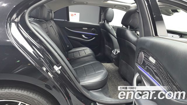 Mercedes-Benz E-Class (W213) E220d Avantgarde 2017 — фото 12