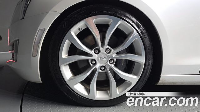 Cadillac ATS 2.0 Premium 1st 2017 — фото 5