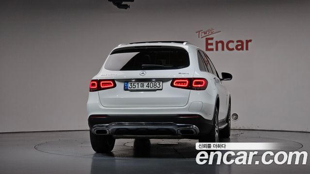 Mercedes-Benz GLC-Class (X253) GLC300e 4MATIC 2021 — фото 4