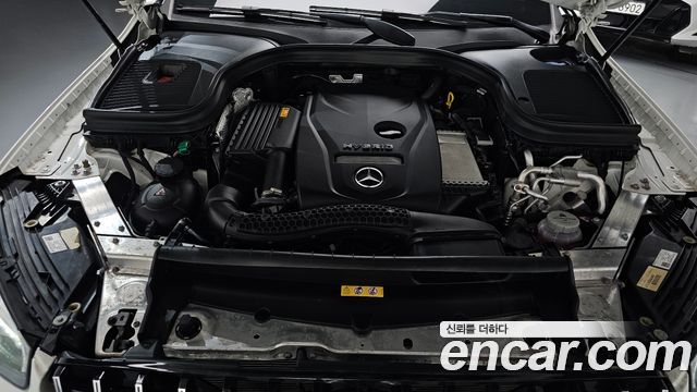 Mercedes-Benz GLC-Class (X253) GLC300e 4MATIC 2021 — фото 6
