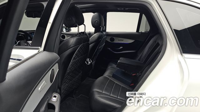 Mercedes-Benz GLC-Class (X253) GLC300e 4MATIC 2021 — фото 11