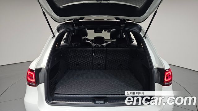 Mercedes-Benz GLC-Class (X253) GLC300e 4MATIC 2021 — фото 20