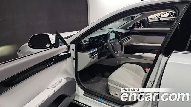 Hyundai Grandeur (GN7) 2,5 Gasoline 2WD Premium 2025 — фото 10