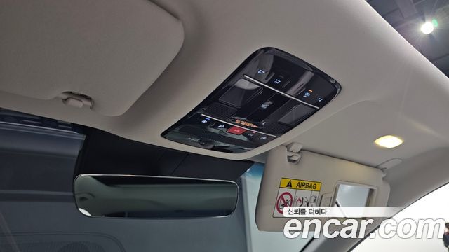 Hyundai Grandeur (GN7) 2,5 Gasoline 2WD Premium 2025 — фото 17
