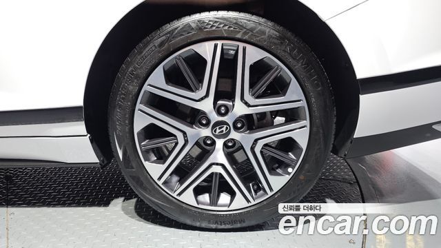 Hyundai Grandeur (GN7) 2,5 Gasoline 2WD Premium 2025 — фото 21