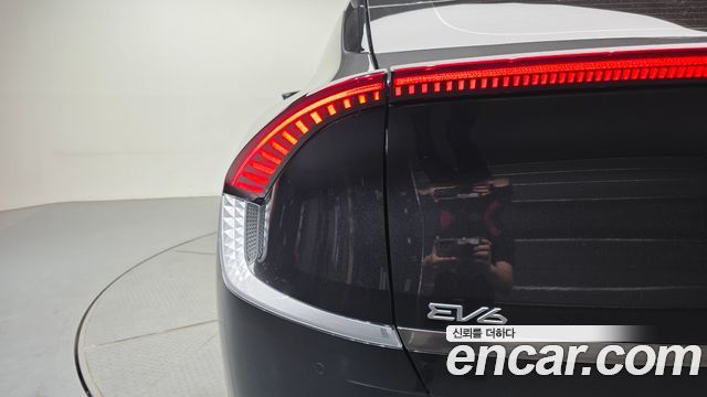 Kia EV6 Long Range Earth 2022 — фото 23