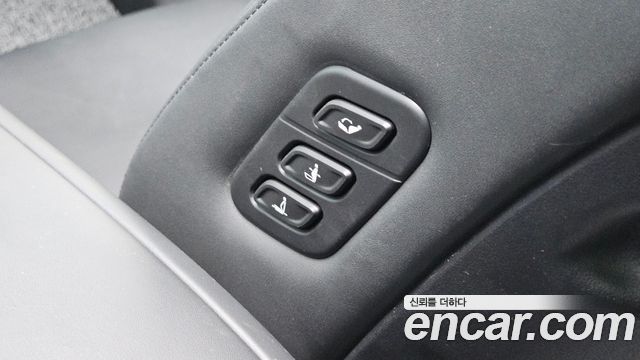Hyundai Ioniq 9 Performance Type AWD 7-Seater Calligraphy 2025 — фото 15