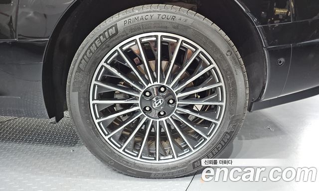 Hyundai Ioniq 9 Performance Type AWD 7-Seater Calligraphy 2025 — фото 21