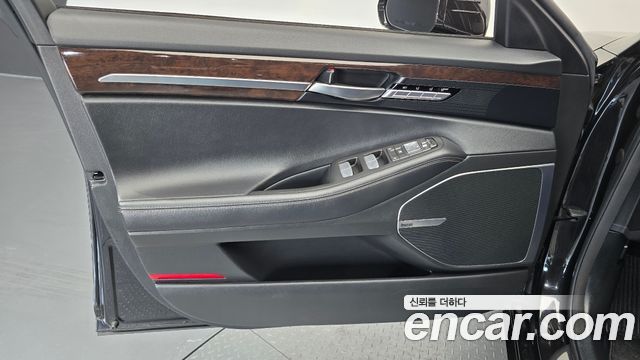 Genesis EQ900 3.8 GDI Luxury 2018 — фото 24