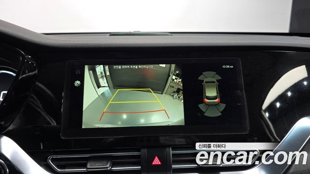 Kia Niro Plus Air 2023 — фото 14