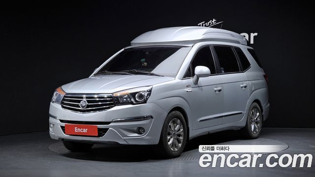 KG Mobility (SsangYong) Korando Turismo 4WD Chateau 9-seater High-roof 2016 — фото 1