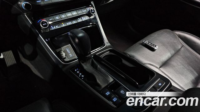 Hyundai Grandeur Hybrid (IG) Exclusive Special 2019 — фото 9