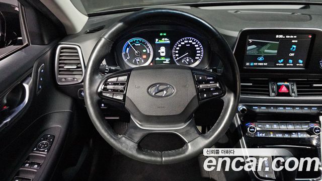 Hyundai Grandeur Hybrid (IG) Exclusive Special 2019 — фото 12
