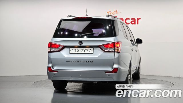 KG Mobility (SsangYong) Korando Turismo 4WD GT 9-seater 2015 — фото 4