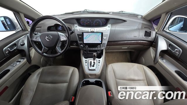 KG Mobility (SsangYong) Korando Turismo 4WD GT 9-seater 2015 — фото 7