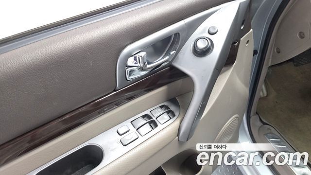 KG Mobility (SsangYong) Korando Turismo 4WD GT 9-seater 2015 — фото 15