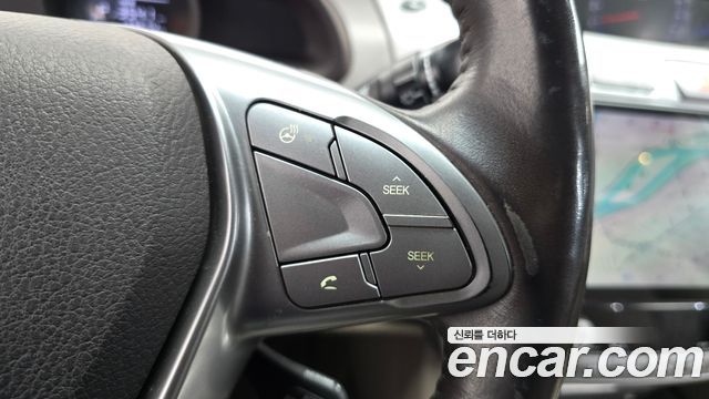 KG Mobility (SsangYong) Korando Turismo 4WD GT 9-seater 2015 — фото 17