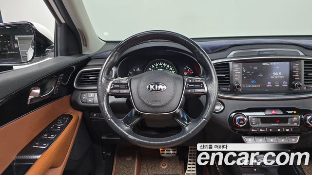 Kia Sorento Diesel 2.2 2WD Marster 2019 — фото 12
