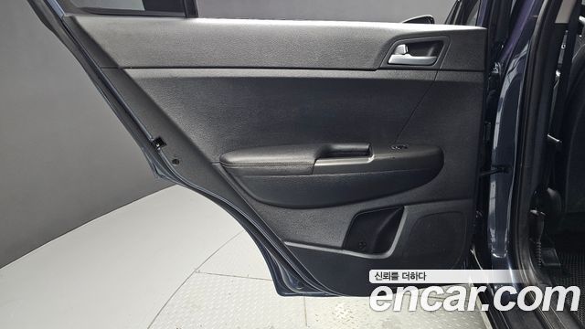 Kia Sportage (IV) Diesel 1.7 2wd Noblesse 2016 — фото 25