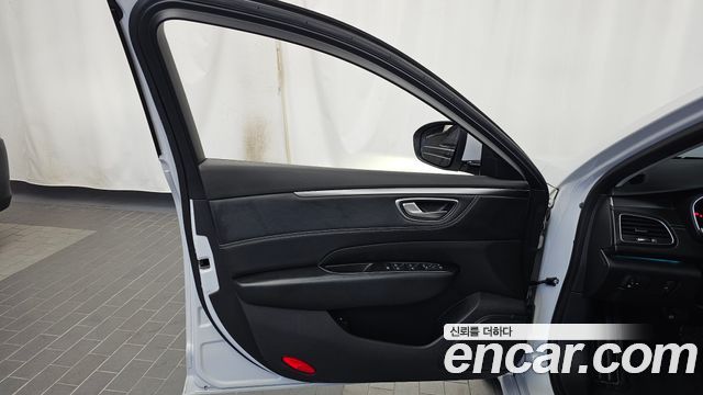 Renault Korea SM6 1.3 TCe Feel 2023 — фото 24