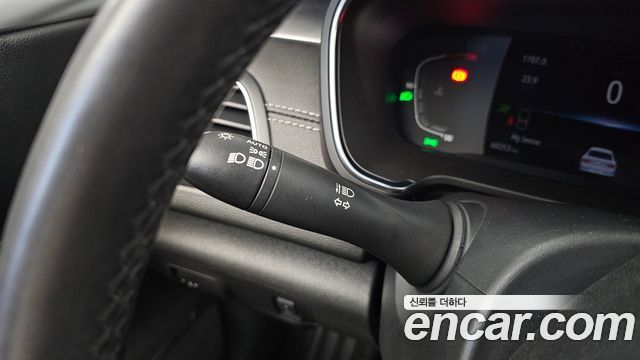 Renault Korea SM6 1.3 TCe Feel 2023 — фото 30