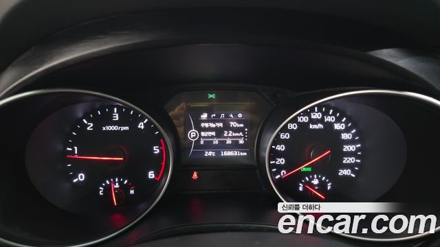 Kia Carnival 9-seater Luxury 2015 — фото 8