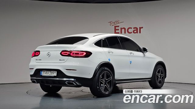 Mercedes-Benz GLC-Class (X253) GCL300 4MATIC Coupe 2023 — фото 2