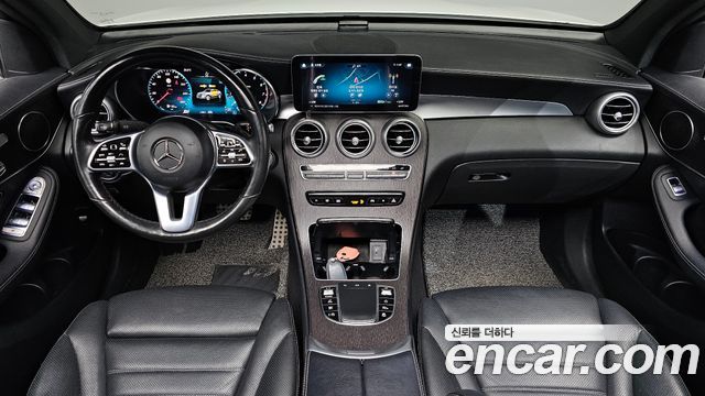 Mercedes-Benz GLC-Class (X253) GCL300 4MATIC Coupe 2023 — фото 7