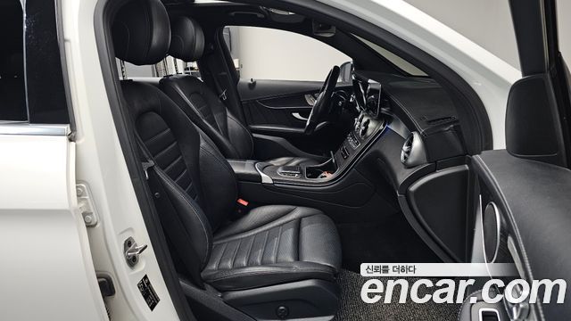Mercedes-Benz GLC-Class (X253) GCL300 4MATIC Coupe 2023 — фото 11