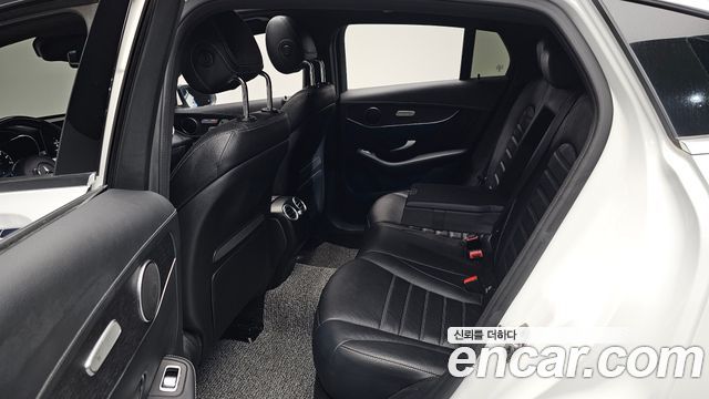 Mercedes-Benz GLC-Class (X253) GCL300 4MATIC Coupe 2023 — фото 26