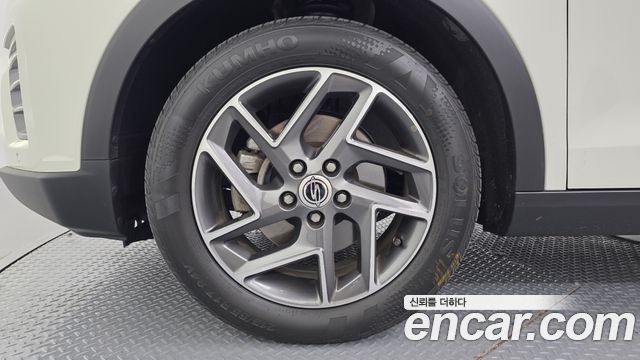 KG Mobility (SsangYong) Very New Tivoli Gasoline 1.5 2WD V3 2022 — фото 5