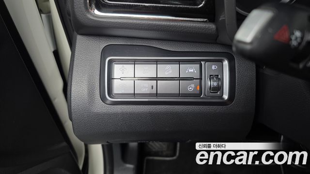 KG Mobility (SsangYong) Very New Tivoli Gasoline 1.5 2WD V3 2022 — фото 20