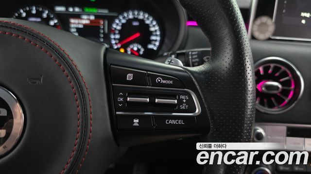 Kia Stinger 3.3 Turbo 2WD GT 2018 — фото 16